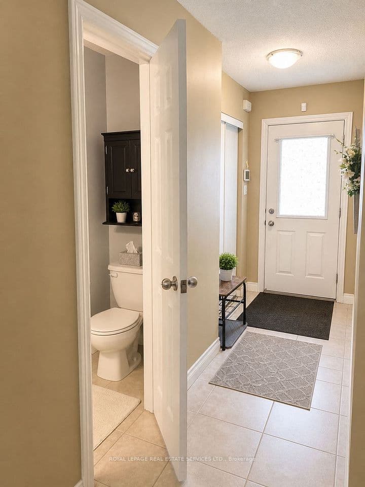 2920 Headon Forest Drive 35, Burlington, ON L7M 4H1 – photo 2