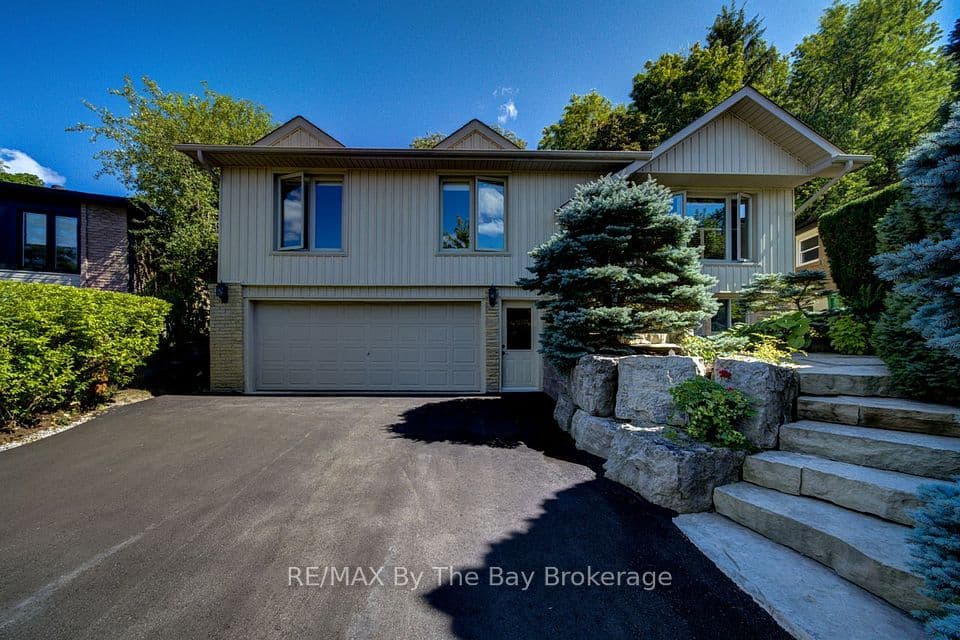 50 Hilltop Court, Caledon, ON L7E 2P8 – main photo