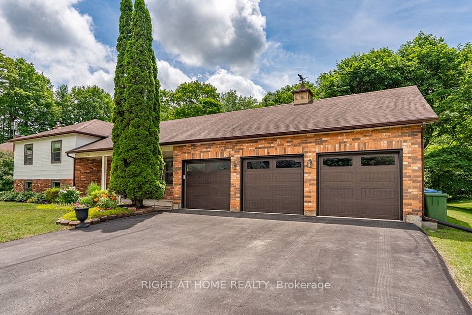 16 Snowberry Court, Caledon, ON L7K 0B5 – main photo