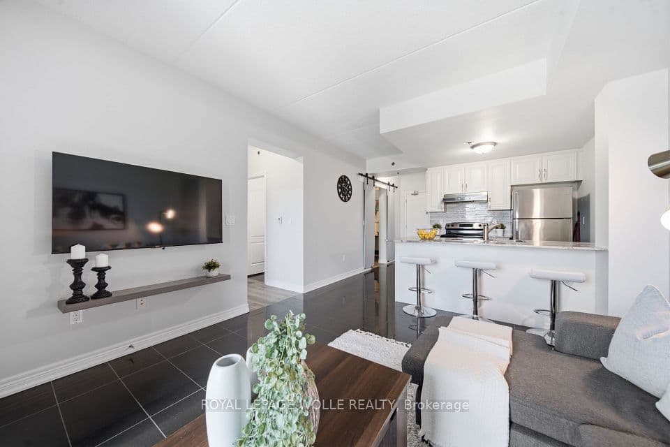 1421 Costigan Road 506, Milton, ON L9T 2N4 – main photo