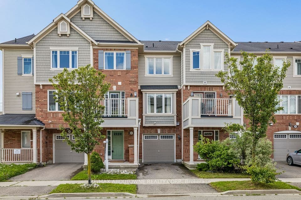 222 Septimus Heights, Milton, ON L9T 8N5 – main photo