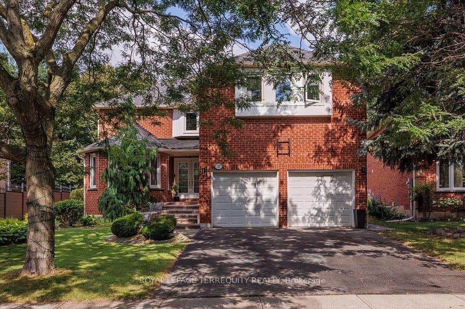 1207 Dogwood Crescent, Oakville, ON L6J 7J2 – main photo