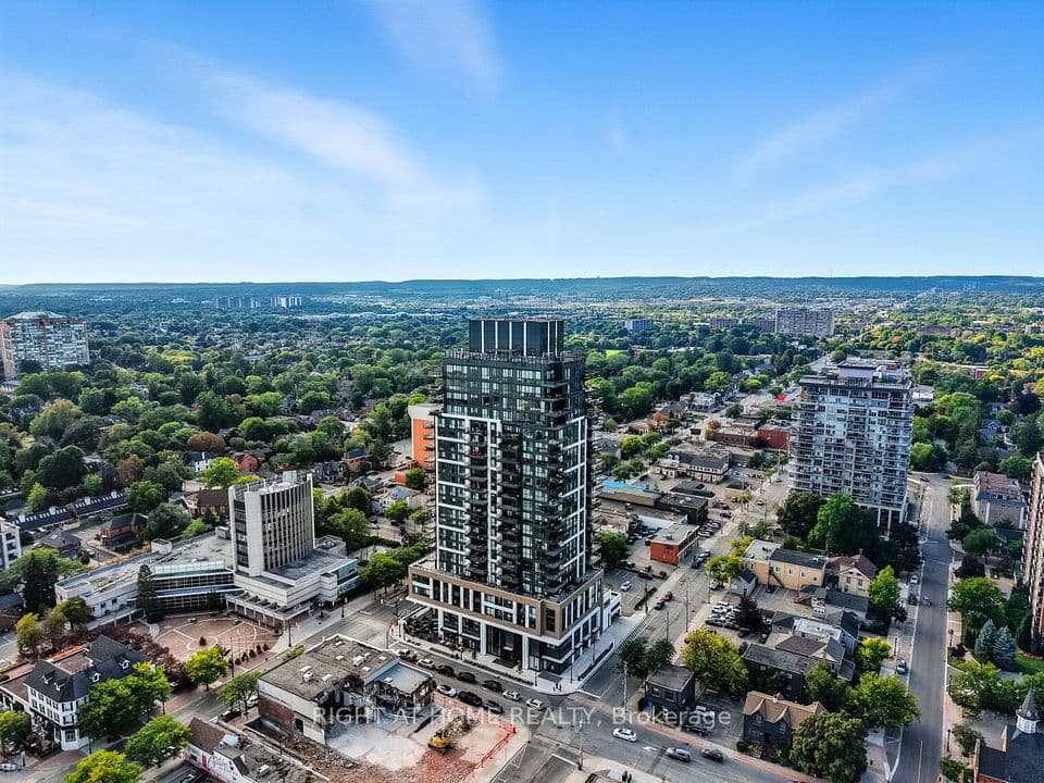 2007 James Street 2002, Burlington, ON L7R 0G7 – main photo