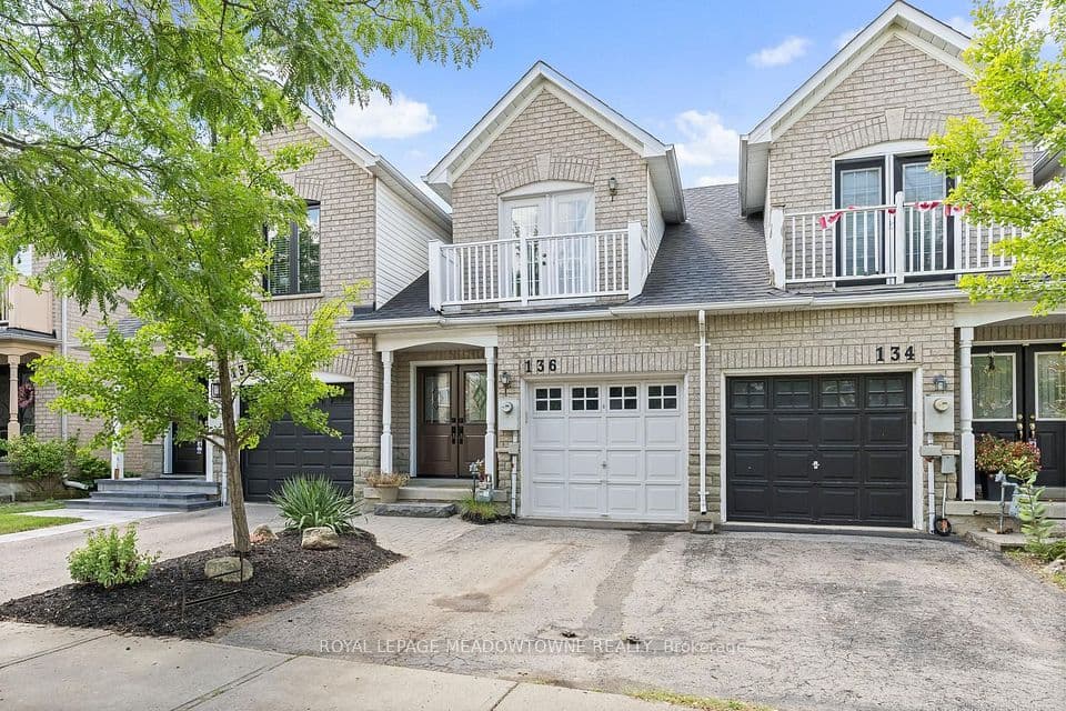 136 Dominion Gardens Drive, Halton Hills, ON L7G 6B6 – main photo