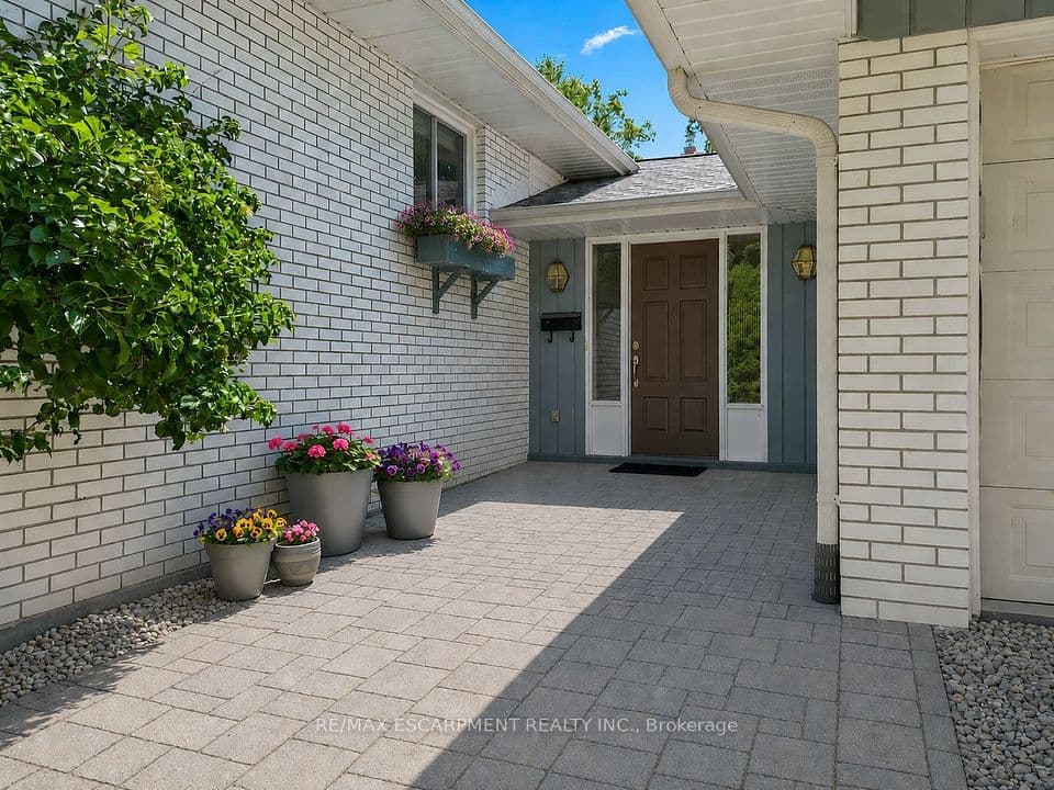1320 Gatehouse Drive, Mississauga, ON L5H 1A5 – photo 3