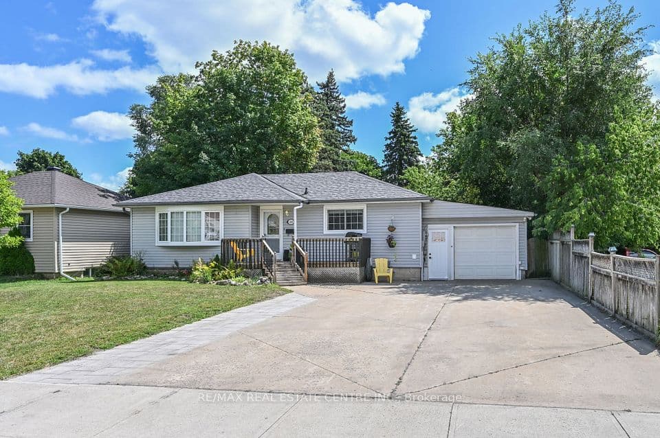 110 John Street, Halton Hills, ON L7G 4T5 – main photo