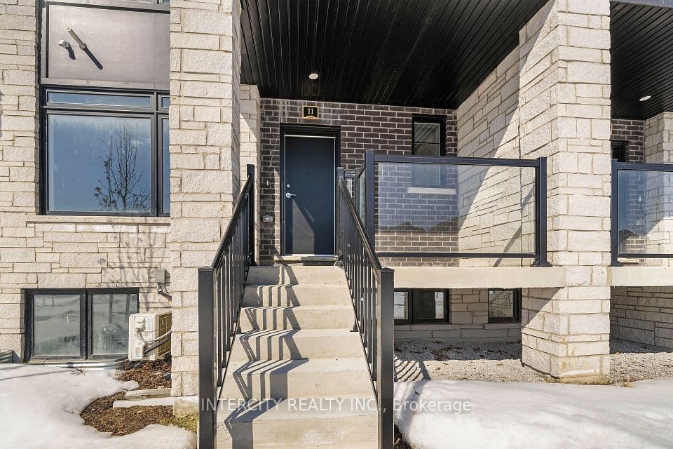 11 Vibrant Way 40F, Caledon, ON L7C 1Z9 – photo 2