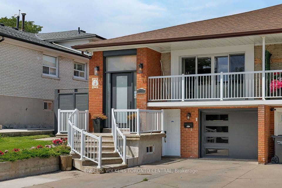 769 Annamore Road, Mississauga, ON L4Y 2V6 – main photo