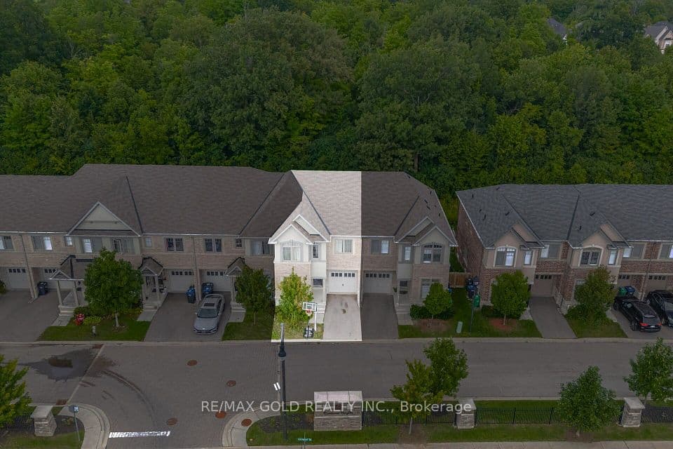9 Oliana Way, Brampton, ON L6Y 6G8 – photo 3