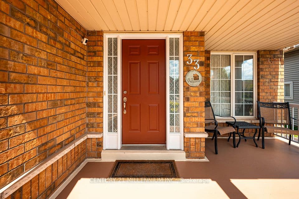 33 Fletchers Creek Boulevard, Brampton, ON L6X 4S3 – photo 2