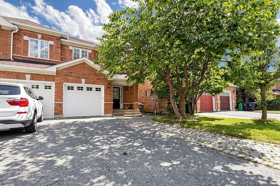 3328 Southwick Street, Mississauga, ON L5M 7K9 – photo 2