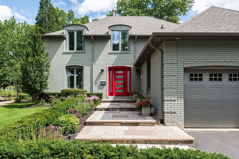 2267 Cedarberry Court, Oakville, ON L6J 6E5 – photo 2