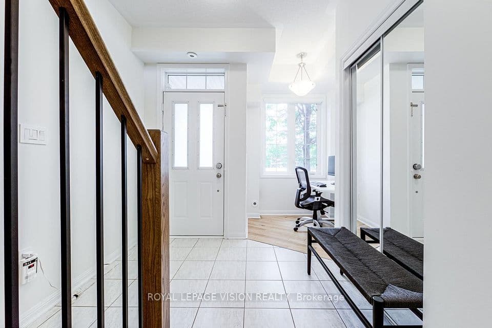 2614 Dashwood Drive 40, Oakville, ON L6M 0K5 – photo 2