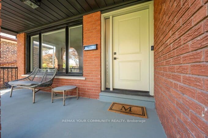 19 Hamer Boulevard, Toronto, ON M9R 4A8 – photo 3