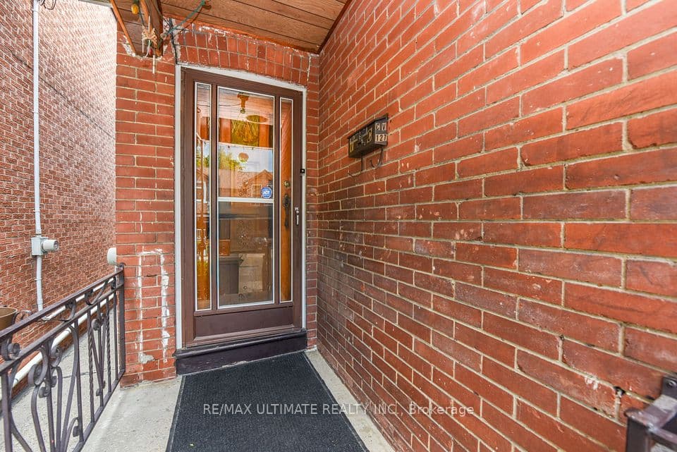127 Salem Avenue, Toronto, ON M6H 3C4 – photo 3