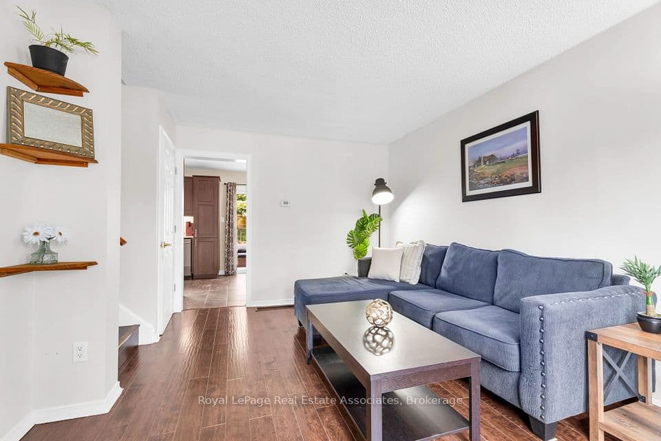 81 Glenmore Crescent, Brampton, ON L6S 1H9 – photo 3