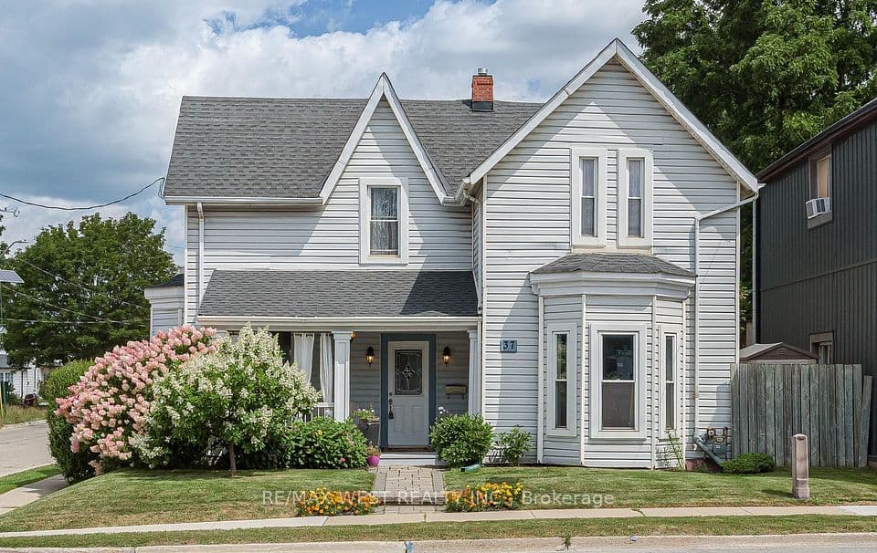 37 N Main Street N, Halton Hills, ON L7J 1V5 – main photo