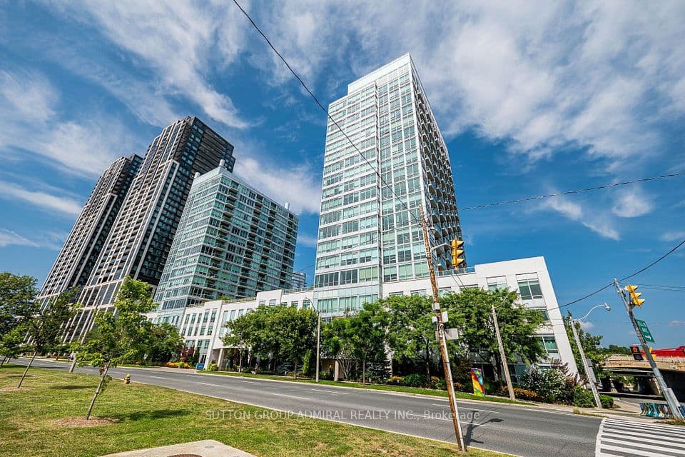 1900 Lake Shore Boulevard W 803, Toronto, ON M6S 1A4 – main photo