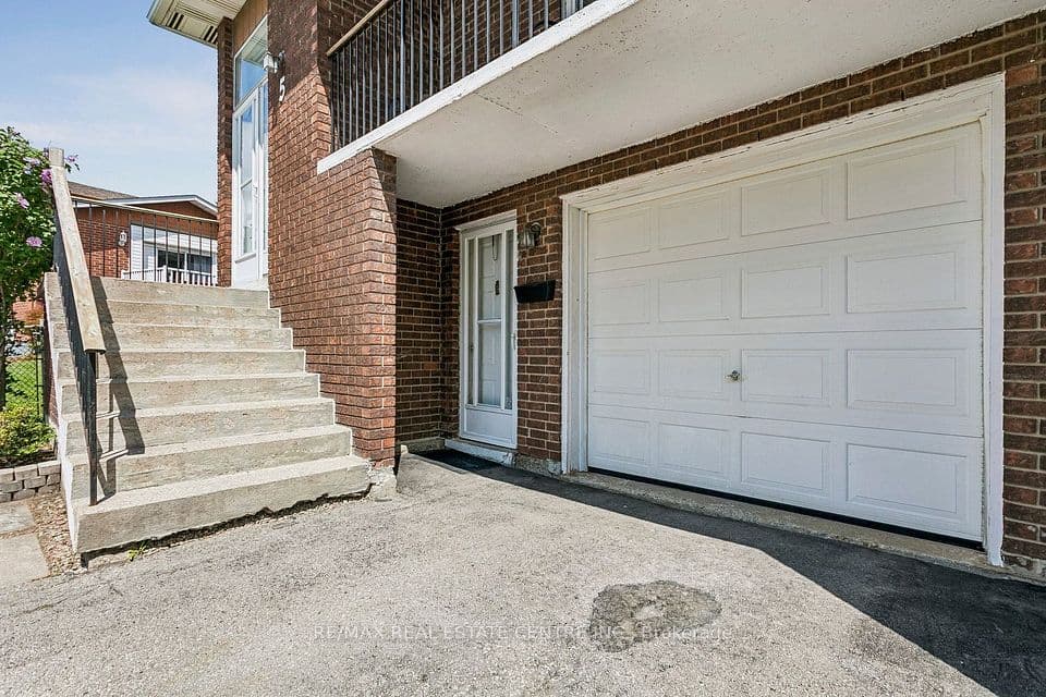 5 Hockley Path, Brampton, ON L6V 3R3 – photo 3