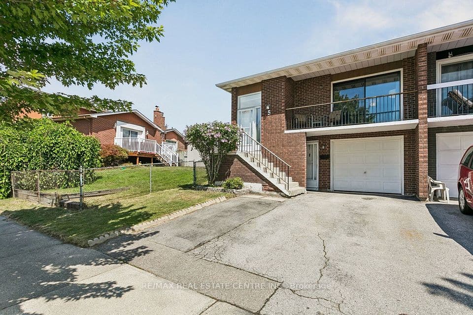 5 Hockley Path, Brampton, ON L6V 3R3 – main photo