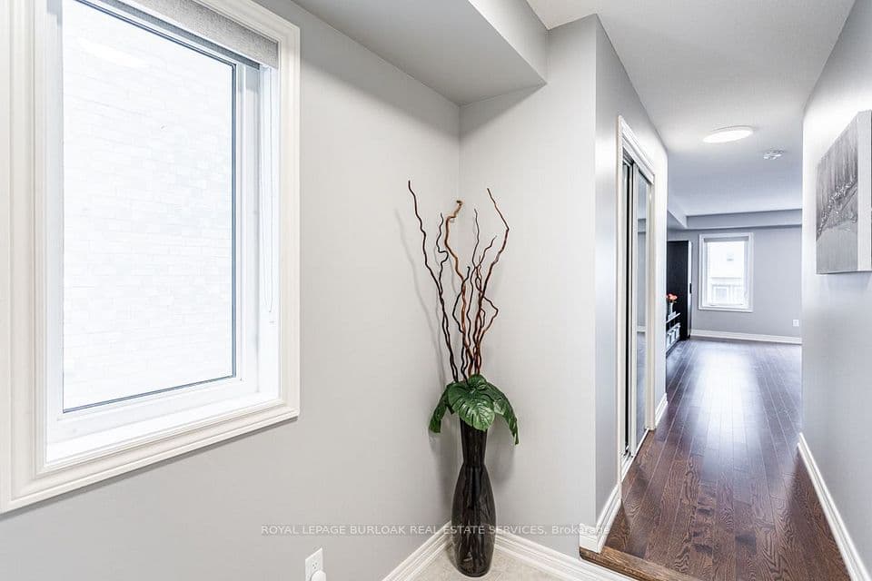 3956 Tufgar Crescent, Burlington, ON L7M 1P8 – photo 3