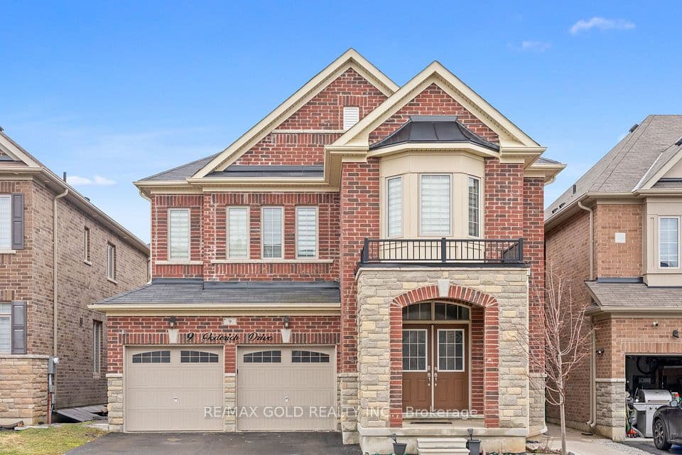 9 Goderich Drive, Brampton, ON L7A 5A7 – photo 2