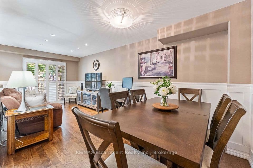 1500 Reeves Gate 1, Oakville, ON L6M 3J4 – photo 3