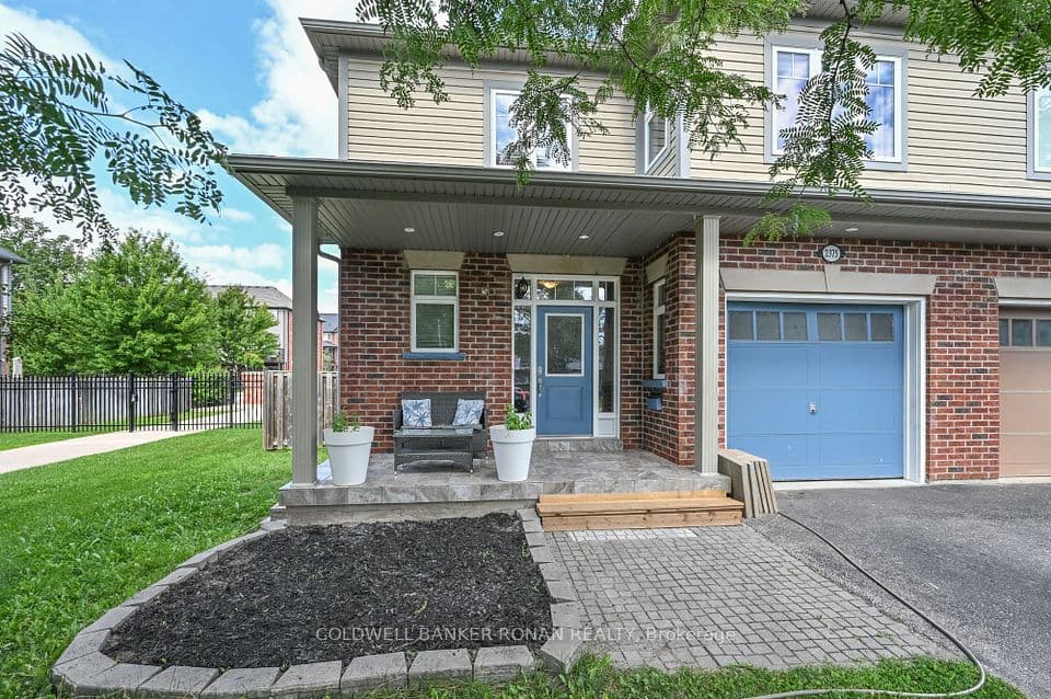 2375 Glenwood School Drive, Burlington, ON L7R 3R9 – main photo
