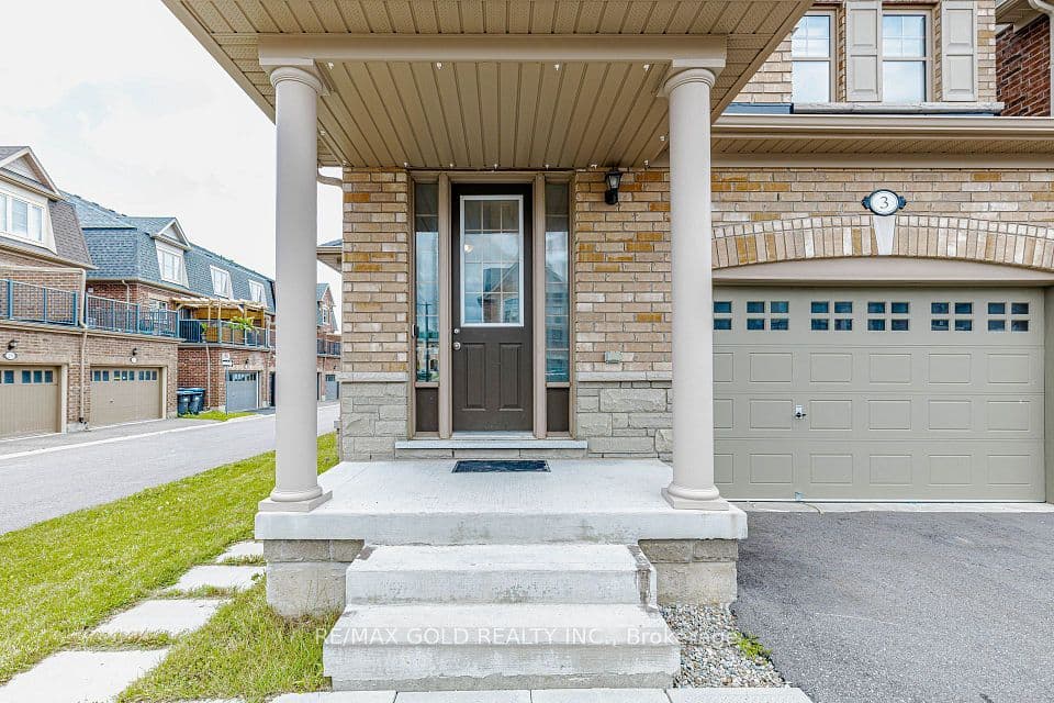3 DALE MEADOWS Road, Brampton, ON L7A 4Z9 – photo 2
