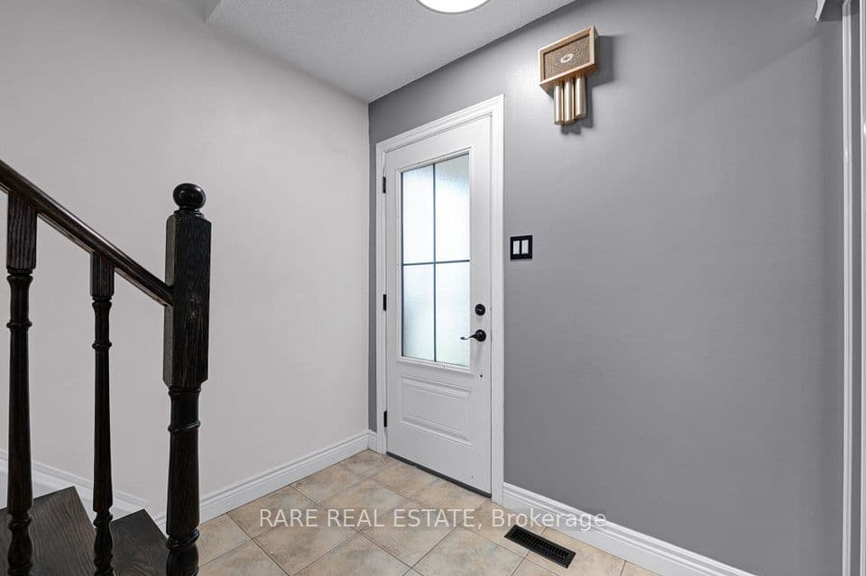 45 Sandmere Avenue, Brampton, ON L6Z 4A2 – photo 2