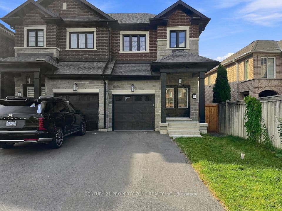 102 Cadillac Crescent, Brampton, ON L7A 3B4 – main photo