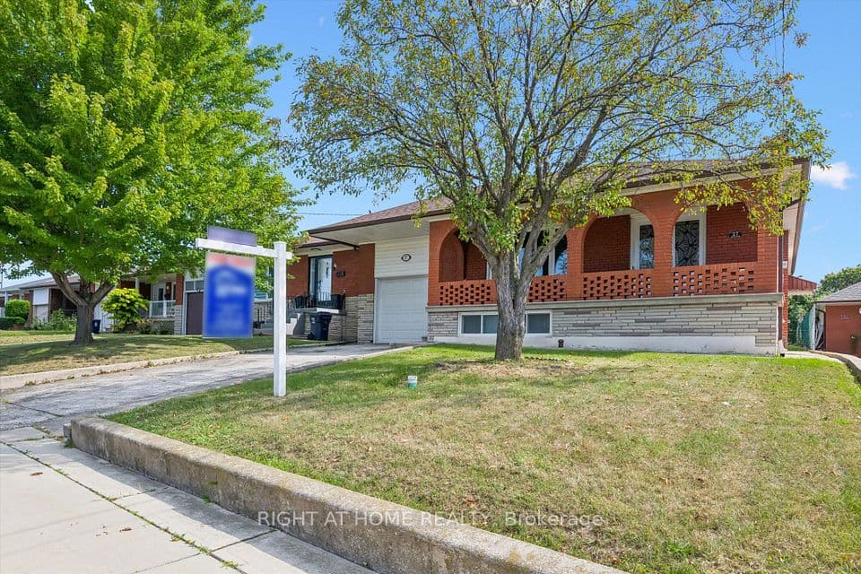 27 Jocada Road, Toronto, ON M6L 2J4 – photo 3