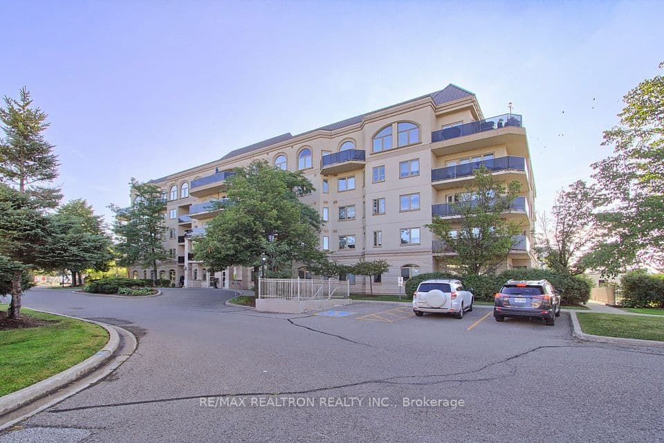 3 Dayspring Circle 207, Brampton, ON L6P 1B7 – photo 2