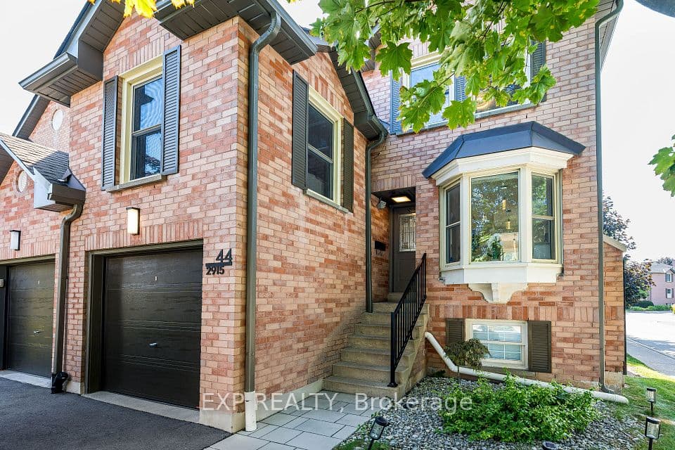 2915 Headon Forest Drive 44, Burlington, ON L7M 3Z6 – main photo