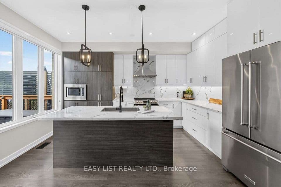 197 Fowley Drive, Oakville, ON L6H 0P3 – photo 2
