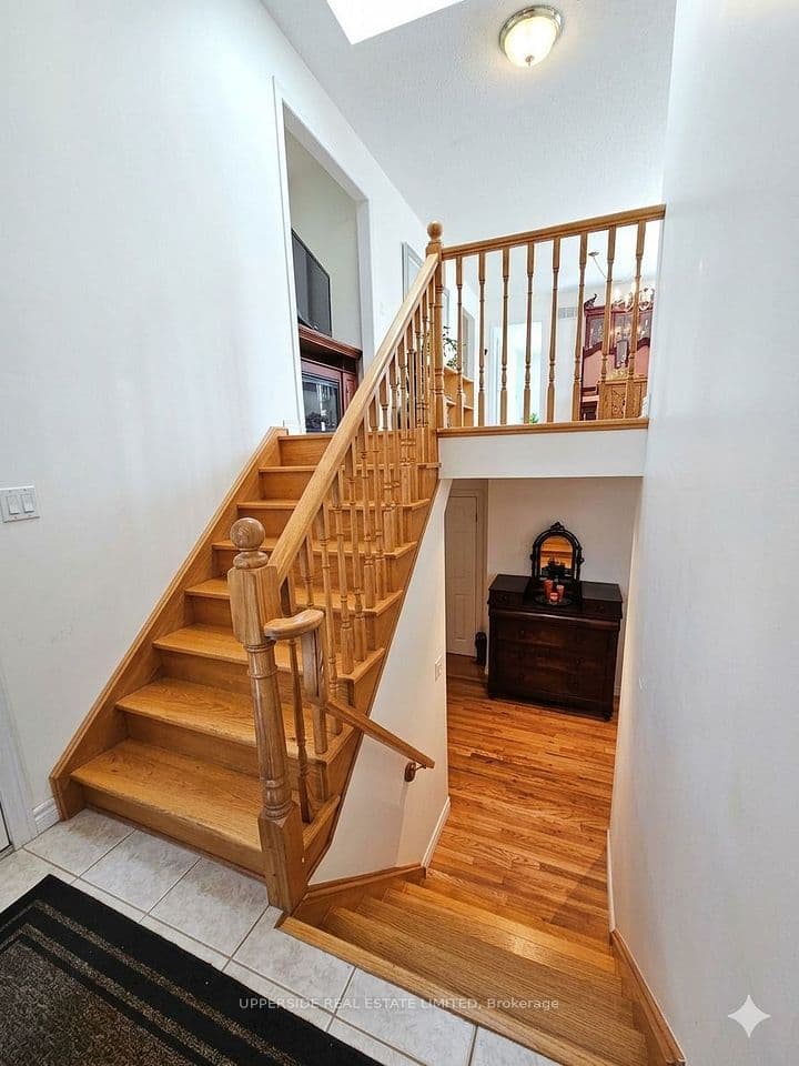 4 Kingsley Road S, Halton Hills, ON L7J 2Z5 – photo 3