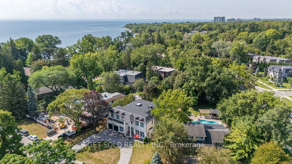 150 Wolfdale Avenue, Oakville, ON L6L 4S1 – photo 3