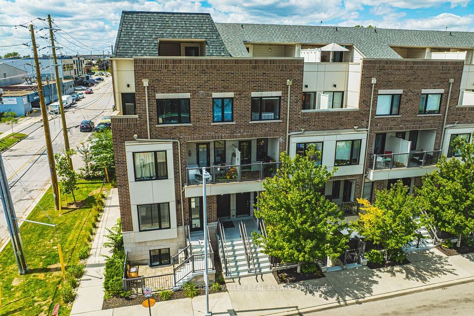 10 Drummond Street 505, Toronto, ON M8V 1Y8 – photo 3