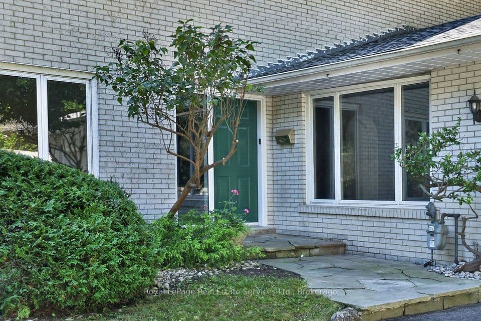 328 Dalewood Drive, Oakville, ON L6J 4P5 – photo 3