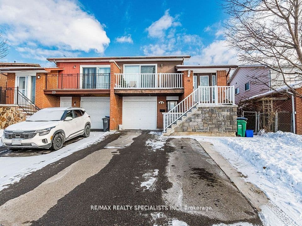 18 Ashford Court, Brampton, ON L6V 2Z1 – main photo