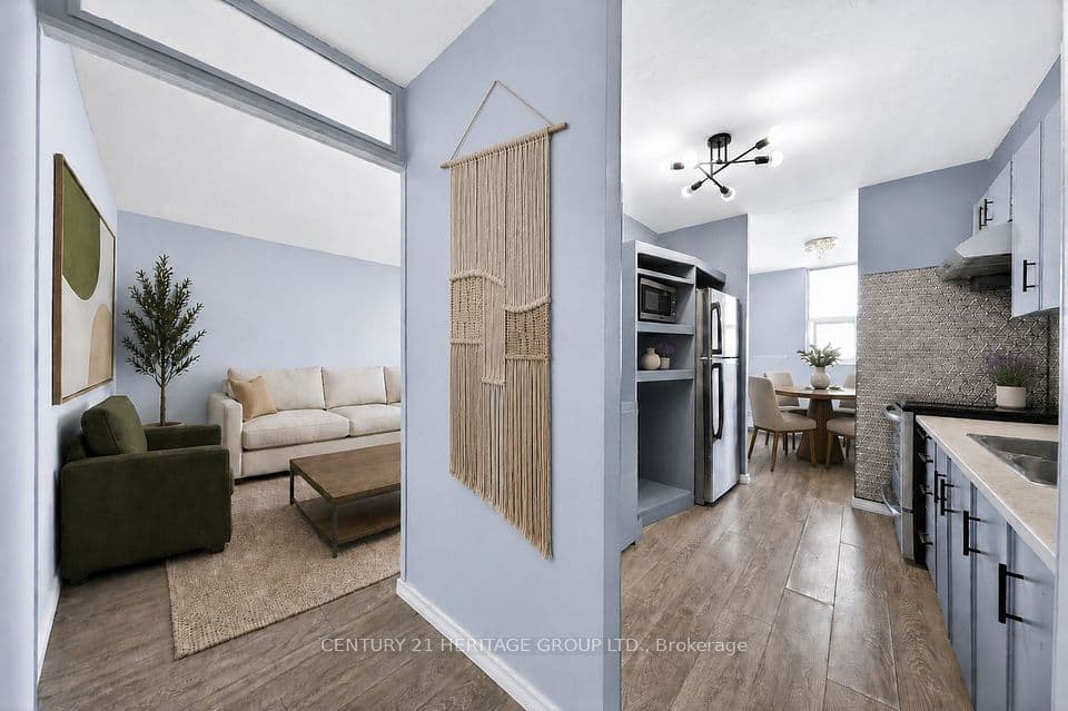 2645 Kipling Avenue 1601, Toronto, ON M9V 3S6 – photo 2