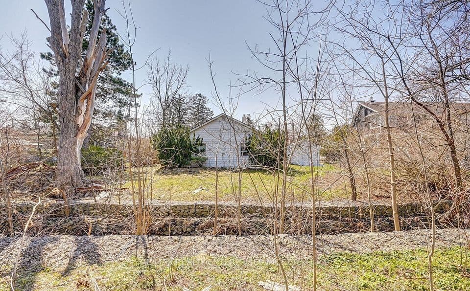 1235 Old River Road, Mississauga, ON L5G 3G2 – photo 3