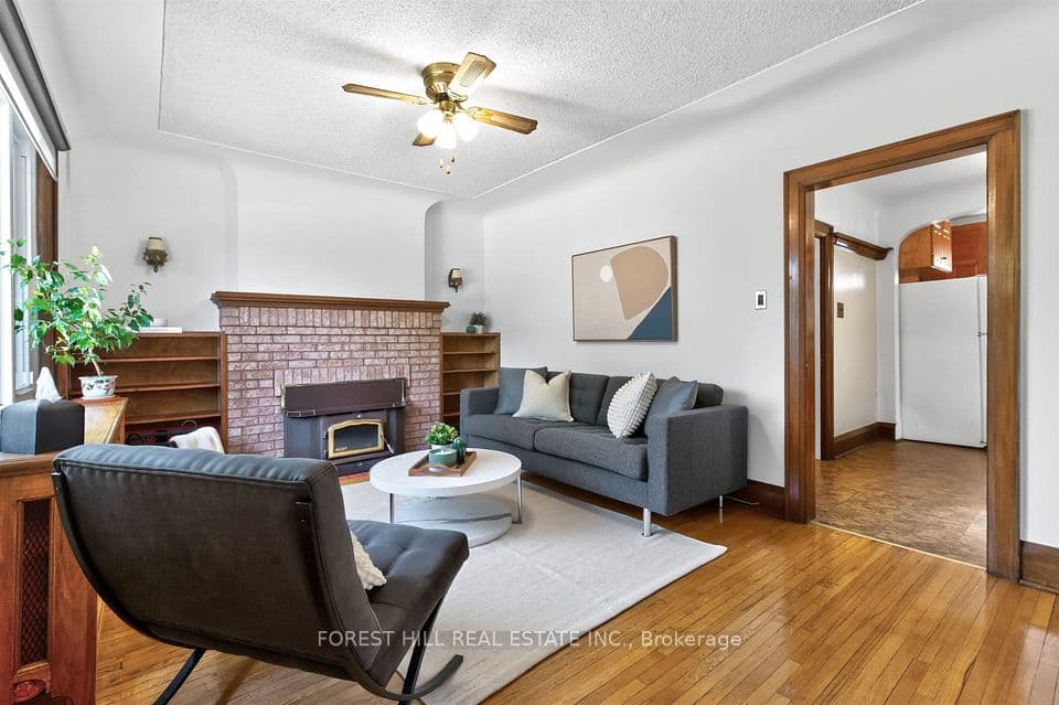 11 Yarrow Road, Toronto, ON M6M 4E2 – photo 3