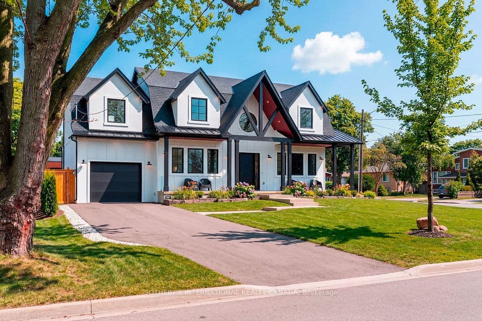 118 Warwood Road, Toronto, ON M9B 5B7 – main photo
