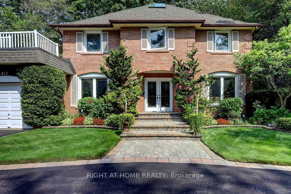 1412 Carmen Drive, Mississauga, ON L5G 3Z1 – main photo