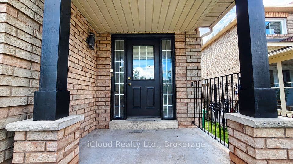 39 Manett Crescent, Brampton, ON L6X 4X4 – photo 3