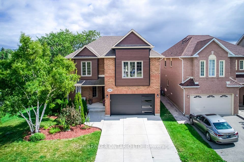 6781 Gracefield Drive, Mississauga, ON L5N 6T5 – photo 3
