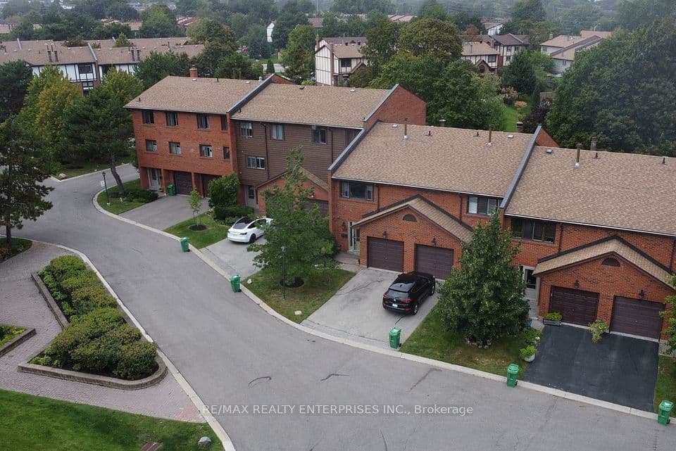 4165 Fieldgate Drive 102, Mississauga, ON L4W 2M9 – photo 3