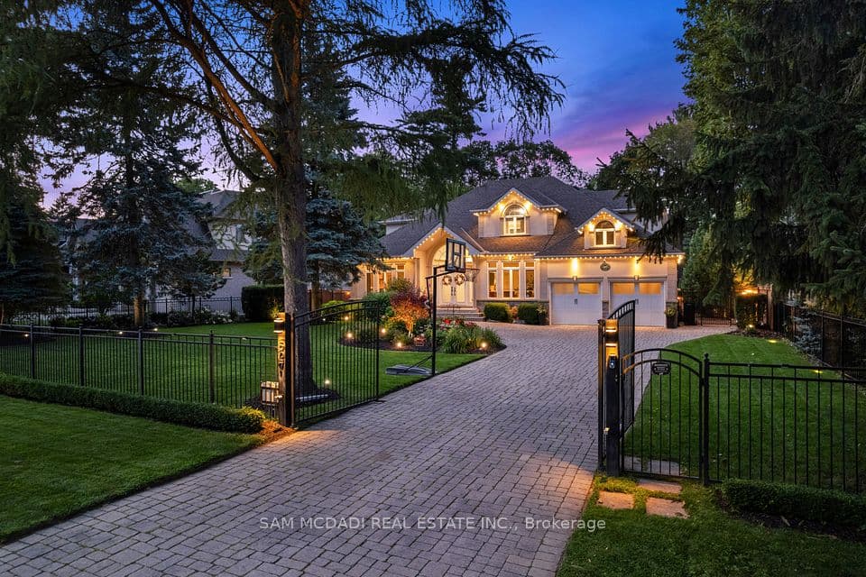 527 Meadow Wood Road, Mississauga, ON L5J 2S4 – main photo