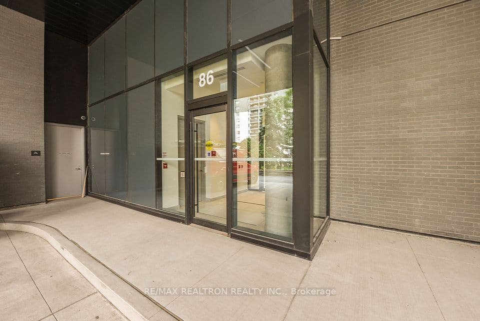 86 Dundas Street E 410, Mississauga, ON L5A 0B1 – photo 3
